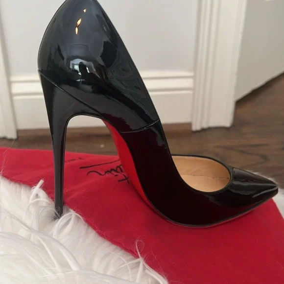 "So Kate" Patent Leather Pumps, black, 38 1/2.
